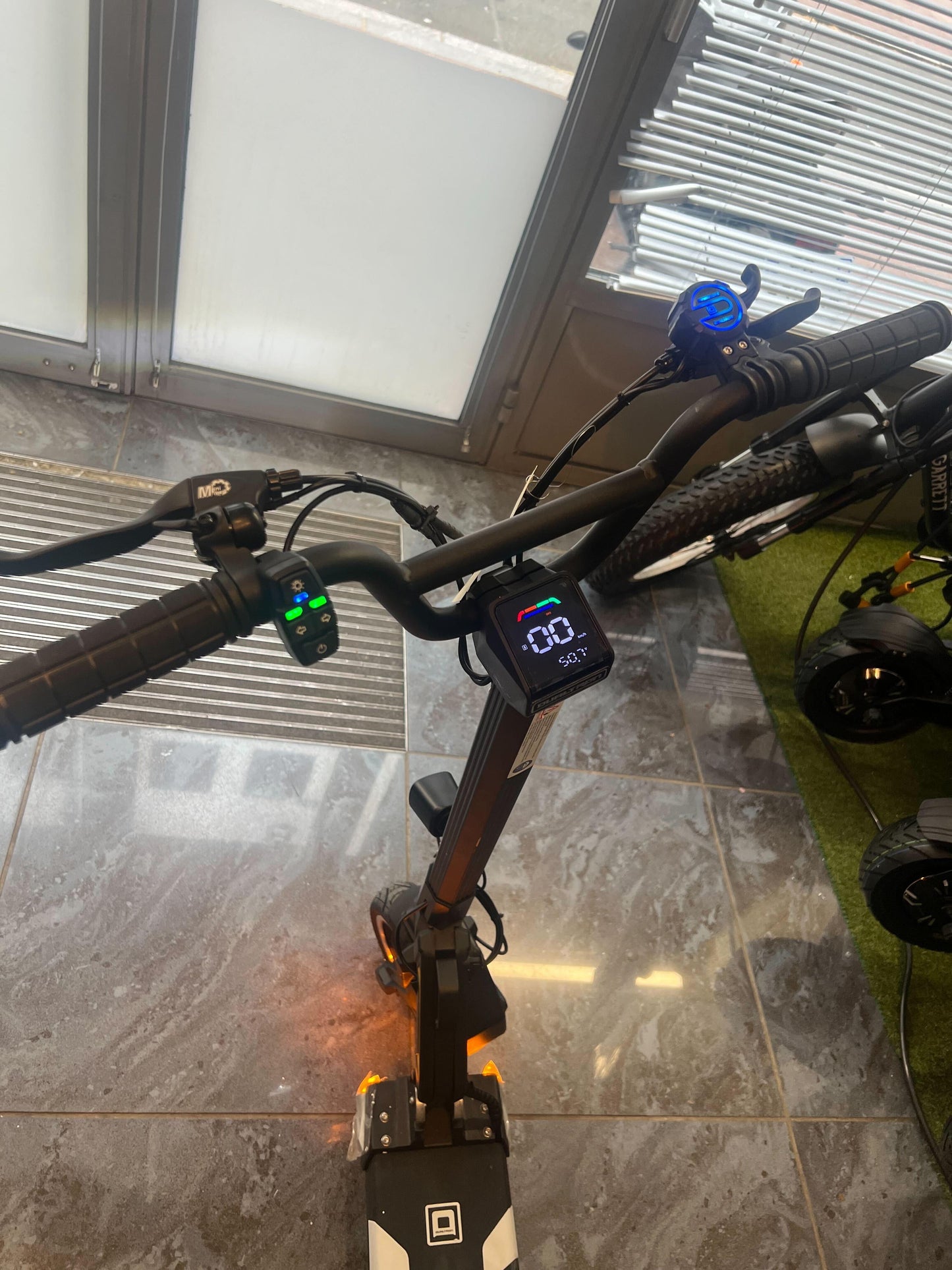 Trottinette Électrique Occasion Dualtron Togo 48V 15AH Confortable et Polyvalente