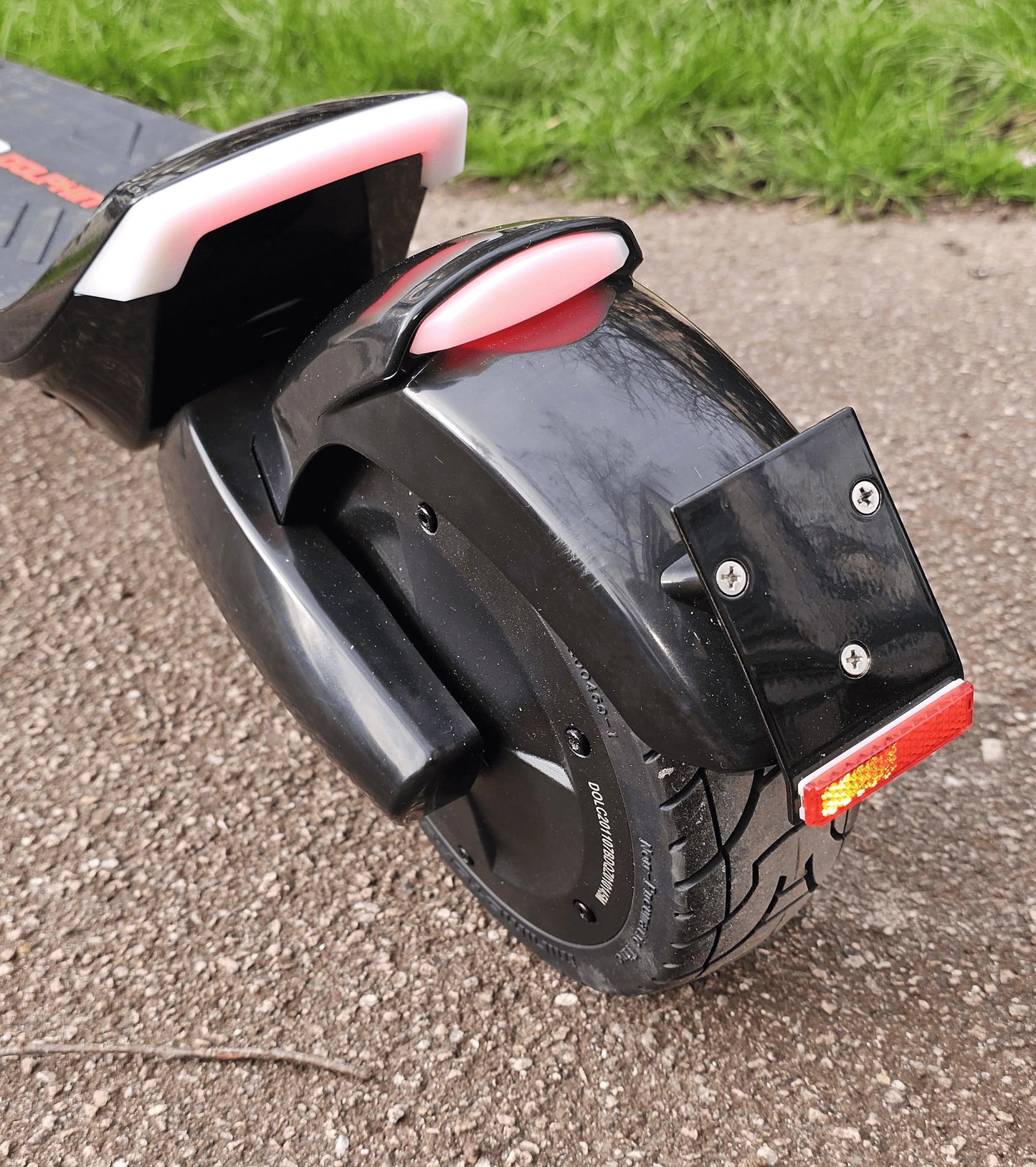 Trottinette Électrique Dualtron Dolphin : Pliable et Légère
