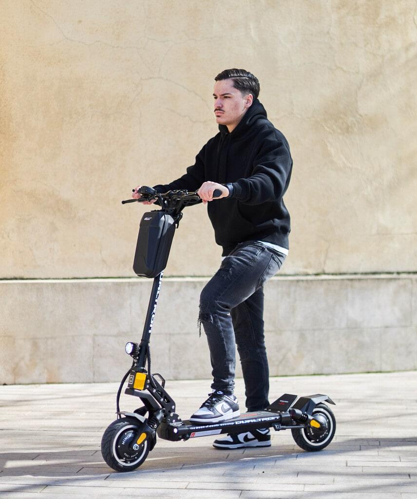 Trottinette Électrique Dualtron Mini Spécial : Puissante et Confortable